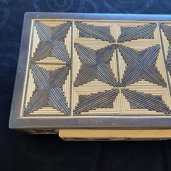 Vintage MCM Russian Sovak Inlaid Ornate Wood Box. Drawer. Handcrafted. Beautiful - Picture 11 of 14